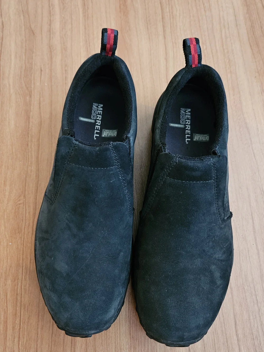 Size 8 Men's Merrell Jungle Moc Black Suede Slip-On Loafers with Red Heel Tabs